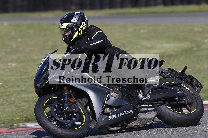 /Archiv-2025/03 04.04.2025 TZ Motorsport ADR/Gruppe gelb/27